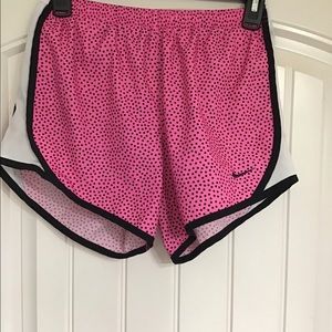 Girls never worn Nike shorts with lining